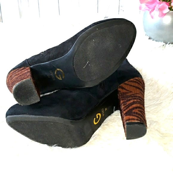 Guess Black Booties with Animal Print Heel - Picture 6 of 7